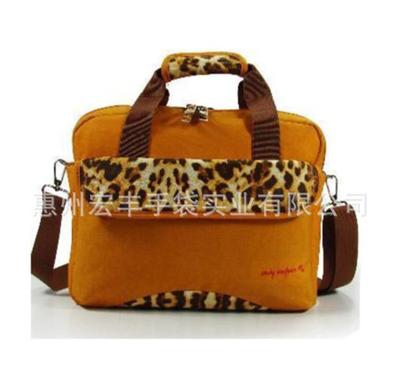 【廣東生產(chǎn)日韓名牌高檔休閑箱包手袋 工廠專業(yè)OEM代工加工生產(chǎn)】價(jià)格_廠家_圖片 -