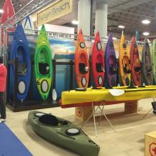  保定白溝雅琪箱包制品廠 主營(yíng) 包袋,休閑包,箱包,雙